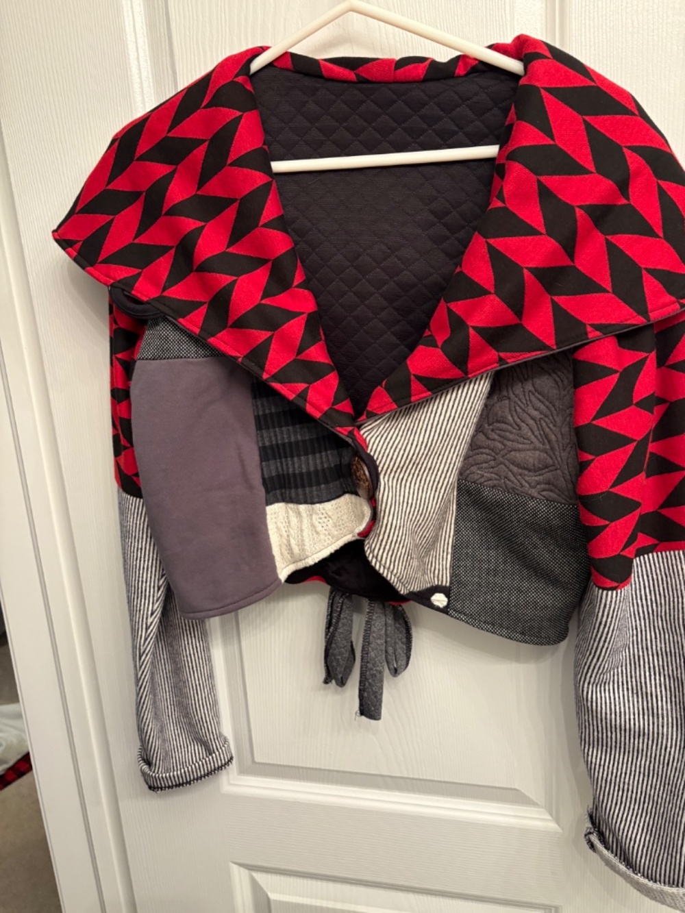 Cropped jacket - Picture 2 of 3